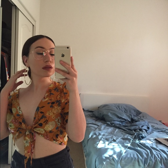 Meet your Posher, Michelle - Picture 3 of 6